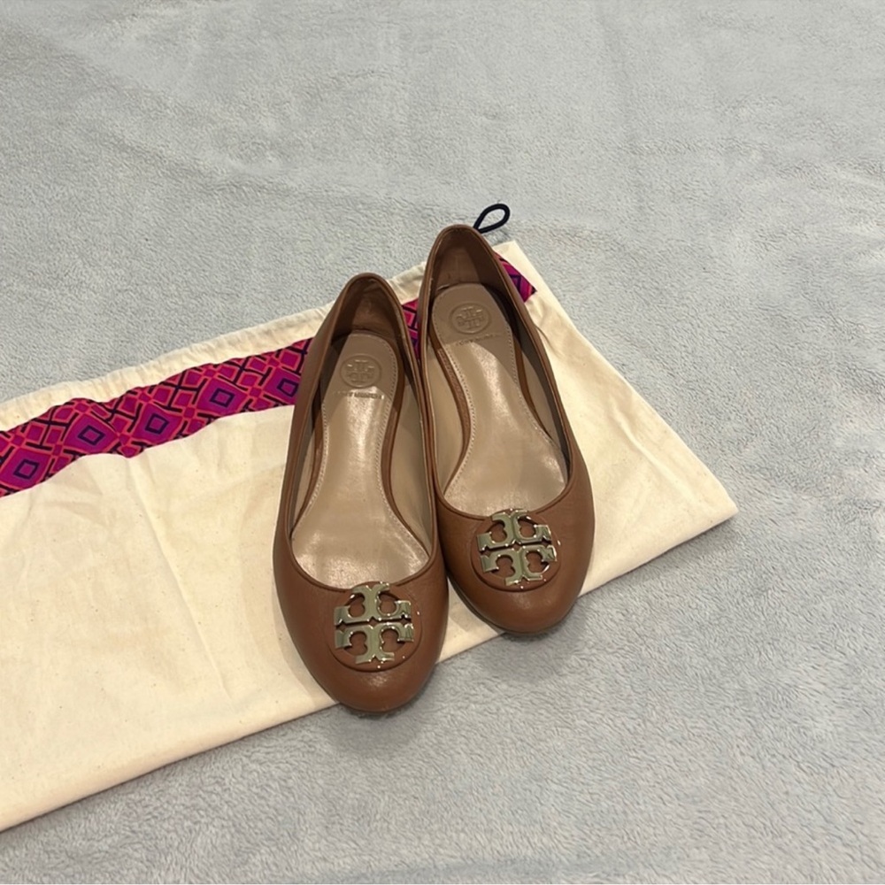 Tory Burch Tan Ballet Flats with Gold Logo